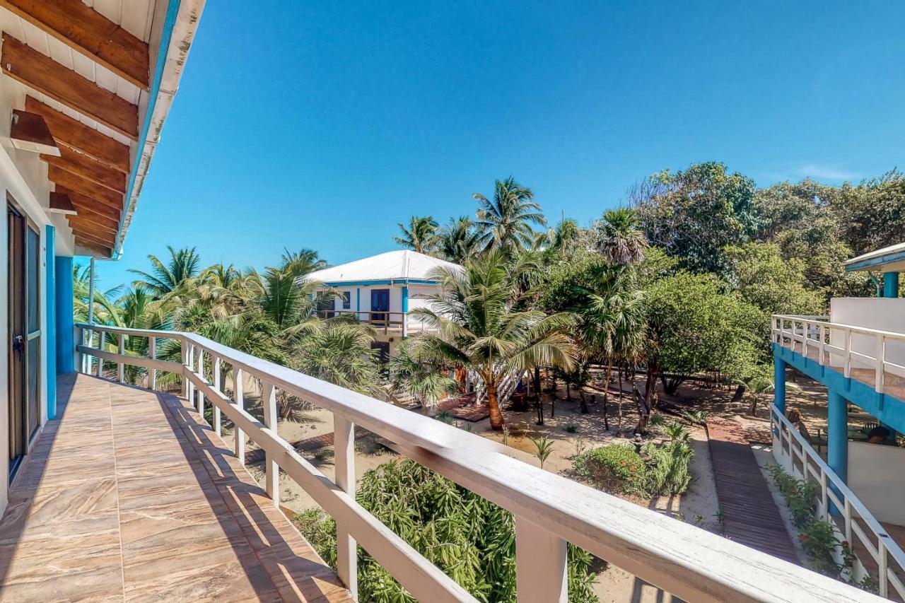 Condo #23 @ Beachside Villas Placencia Екстер'єр фото